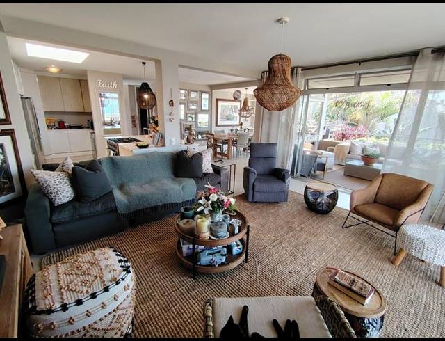 3 BEDROOM APARTMENT FOR SALE IN UMHLANGA CENTRAL